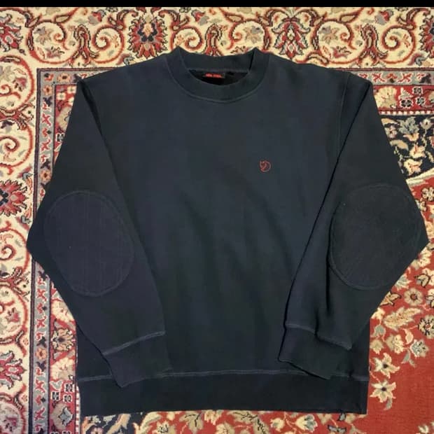 [L]피엘라벤 엘보패치 스웨셔츠