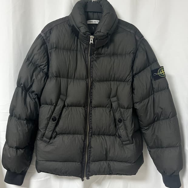 스톤아일랜드 다운 패딩 105 (정품)