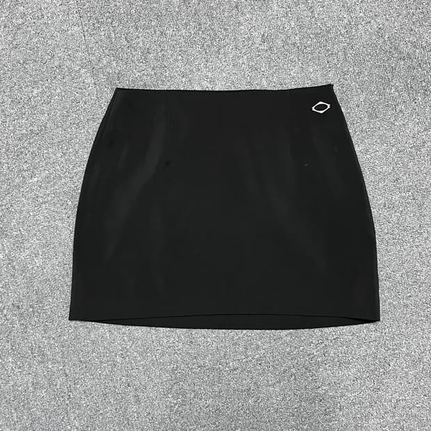 미스치프 롬버스 로고 미니스커트