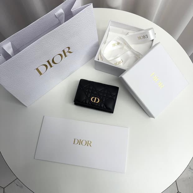 [25년] 디올 카로 글리신 XS 지갑 블랙