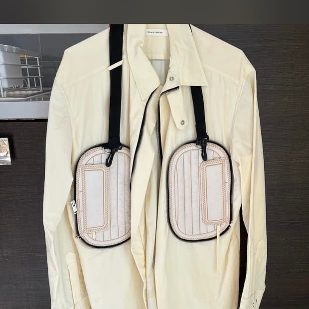 Packable shirt (ivory)- Criag green