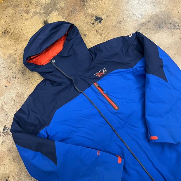 [정품/M] 마운틴하드웨어 블루 네이비 바람막이 자켓 b14