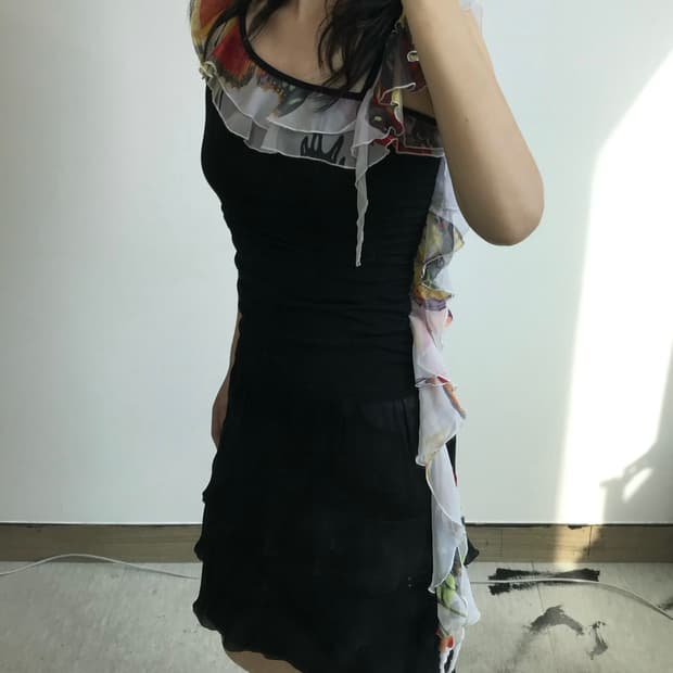 빈티지 프릴 오프숄더 탑