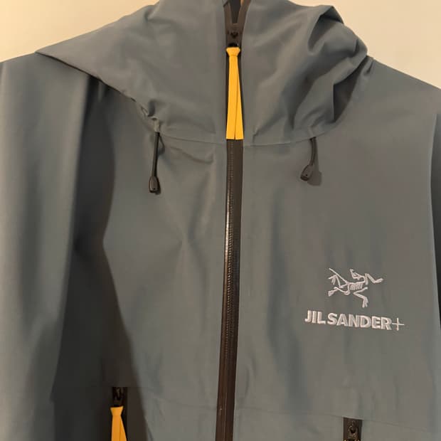 아크테릭스X질샌더 L SIZE