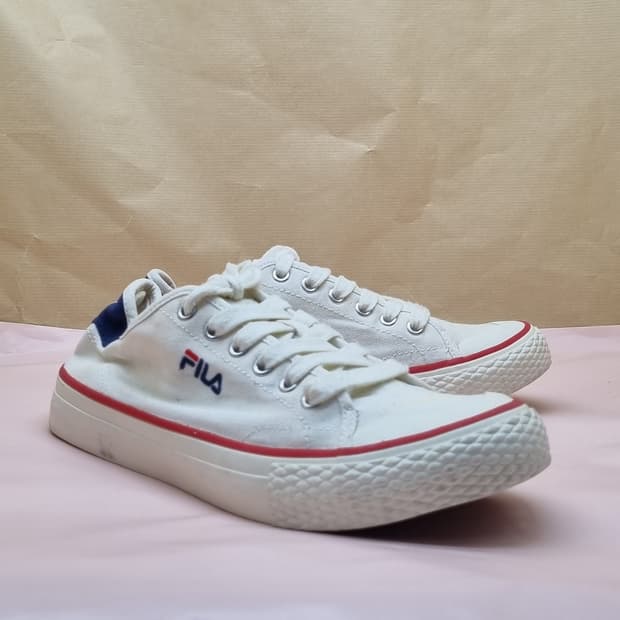 휠라 클래식킥스 스니커즈250 