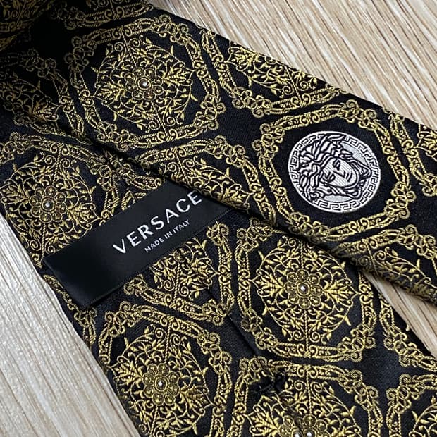 베르사체 versace 21fw 넥타이