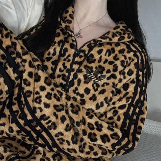 🐰아디다스 레오파드 극희귀매물 빅로고 후드집업💛