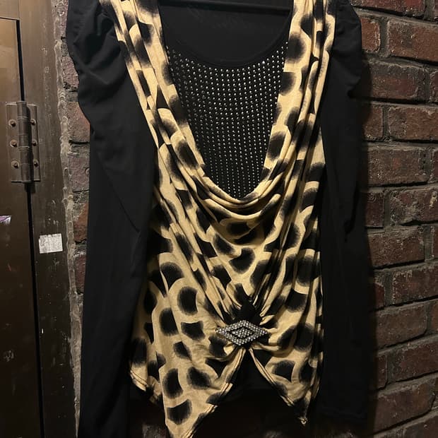 2000s VTG 갸루 호피 큐빅 버클 롱슬리브