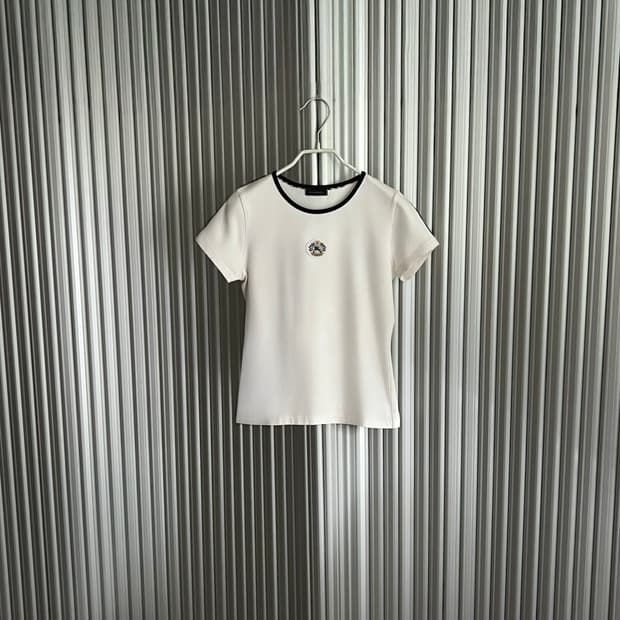 Burberry t-shirt