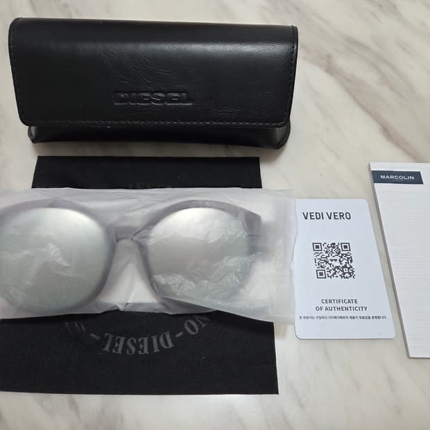 디젤 미러 선글라스 새제품