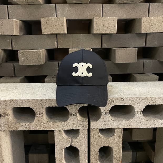 셀린느 트리옹프 베이스볼 캡