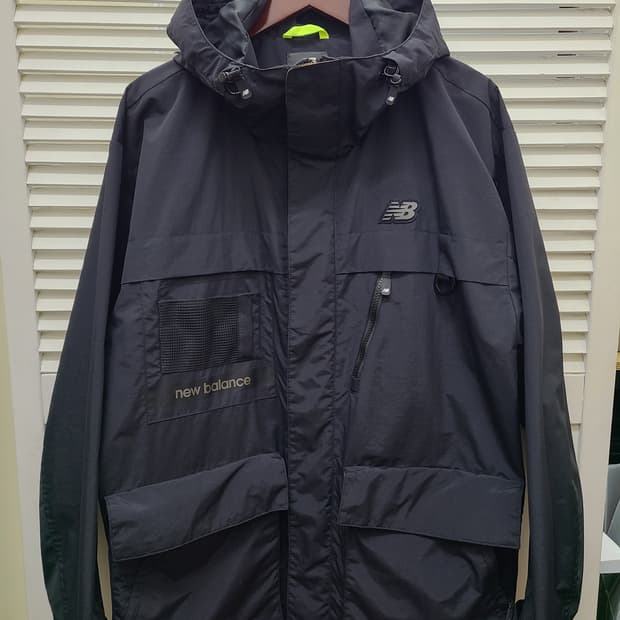 뉴발란스 유틸리티 카고 자켓