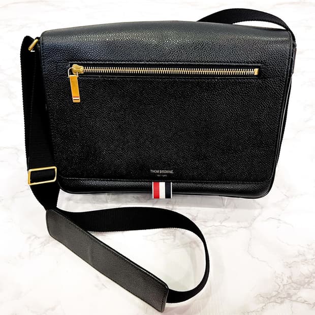 톰브라운 웨빙 스트랩 크로스백