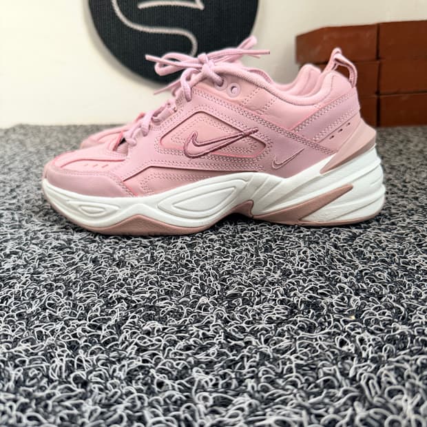나이키 M2K 테크노 핑크 240mm