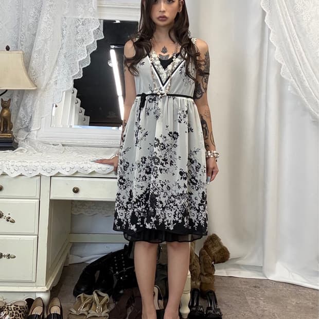 oriental flower pattern one piece