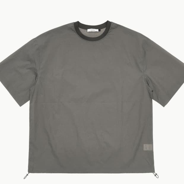 아모멘토 sheer drawstring top 차콜