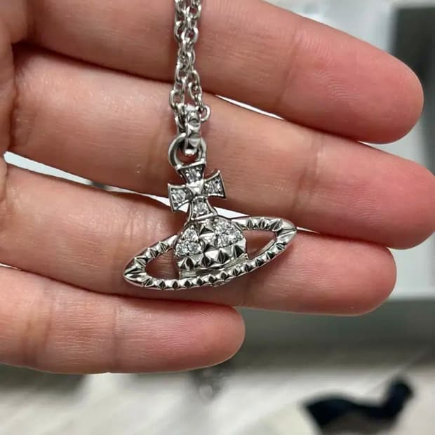 비비안웨스트우드 메이페어 바스 릴리프 목걸이 풀박스