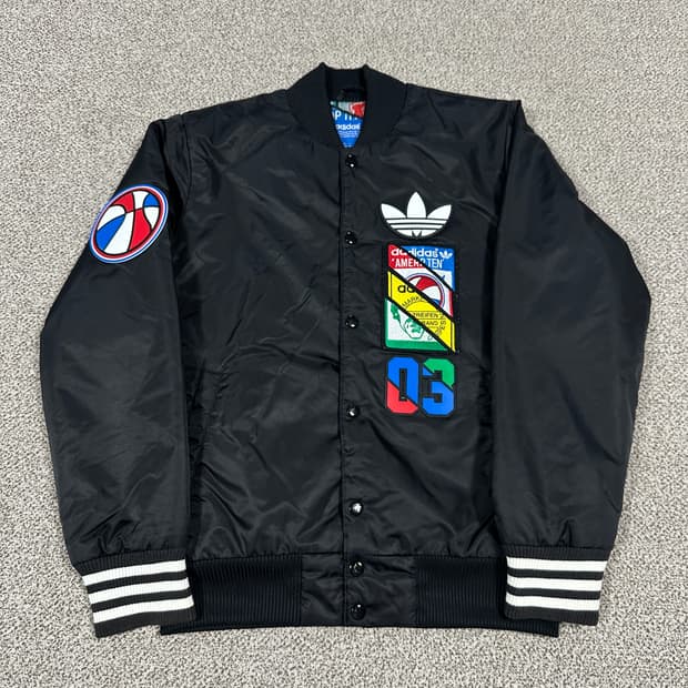 아디다스 슈퍼스타 봄버 트랙자켓 S
