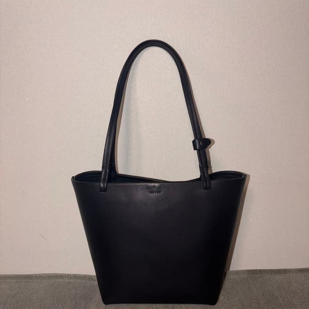 더로우 파트 도트백