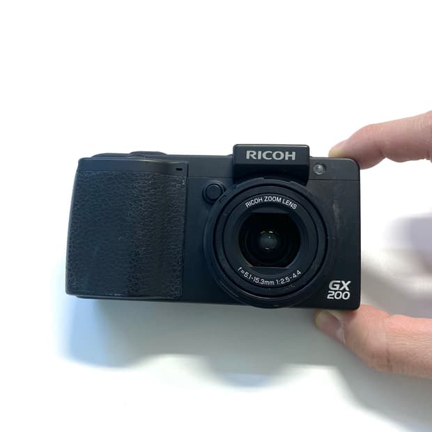 리코 GX200 디지털 카메라