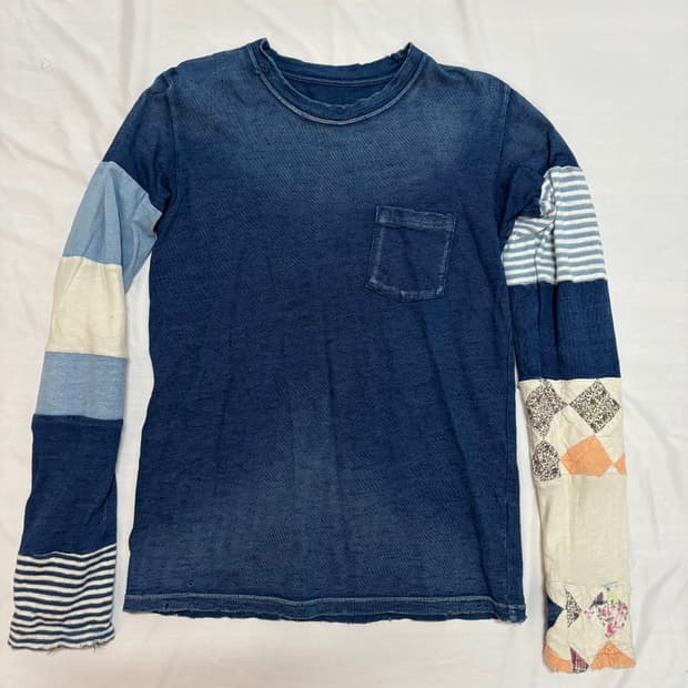 캐피탈 긴팔 티