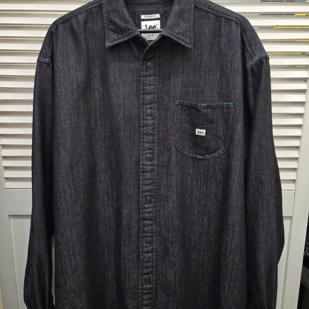 리 LEE 릴랙스드핏 블랙 데님 셔츠