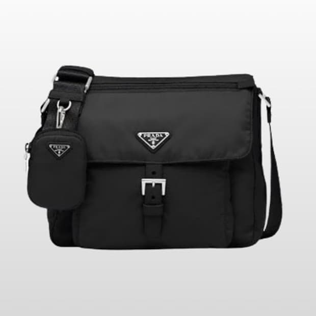 프라다 나일론 크로스백 주우재백