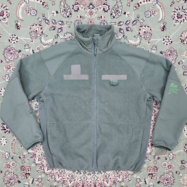 디스이즈네버댓x뉴발란스 플리스 자켓 L