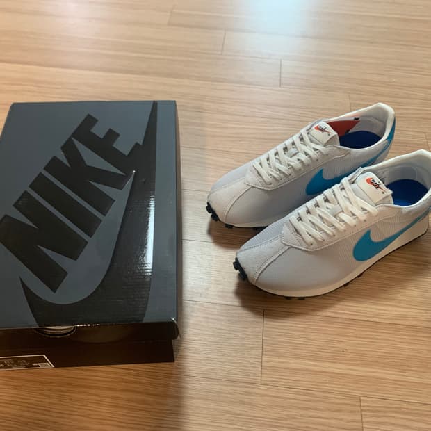 나이키 LD-1000 바스트 그레이 세일