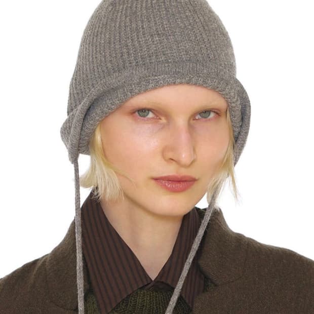 STRING EAR FLAP BEANIE GREY 이어플랩비니