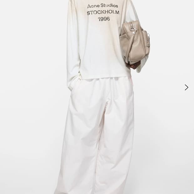 Acne studios 로고 티셔츠