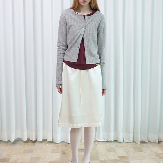포에브 Dotted Drawstring Skirt - White