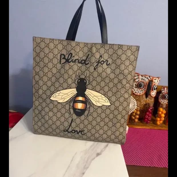구찌벌꿀토트백