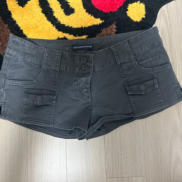 브랜디멜빌 로우라이즈 쇼츠 차콜