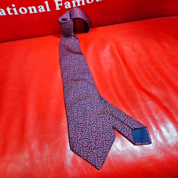 에르메스 레빗 실크 100% 타이 Free