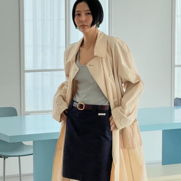 오버듀플레어 김나영트렌치 새상품