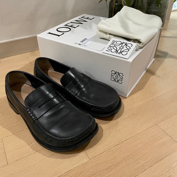 (43) Loewe 로에베 캄포 로퍼