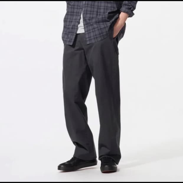 유니클로 치노팬츠 다크 그레이 76