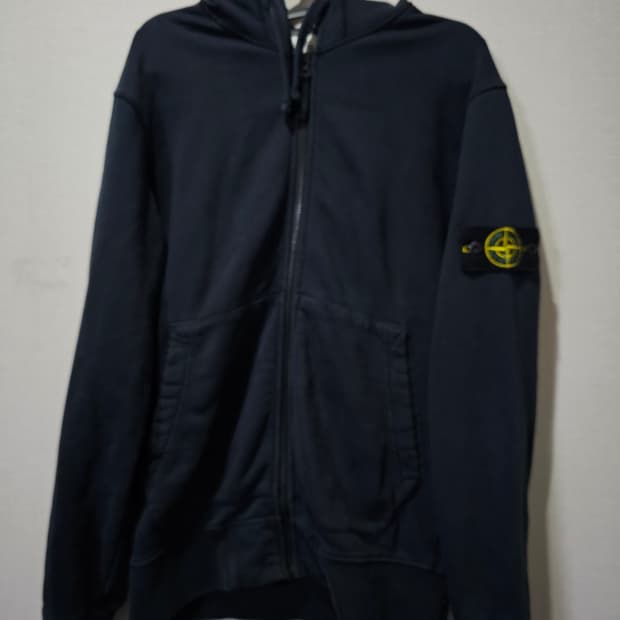 정품 스톤아일랜드 20SS 와펜 후드집업 95 / M