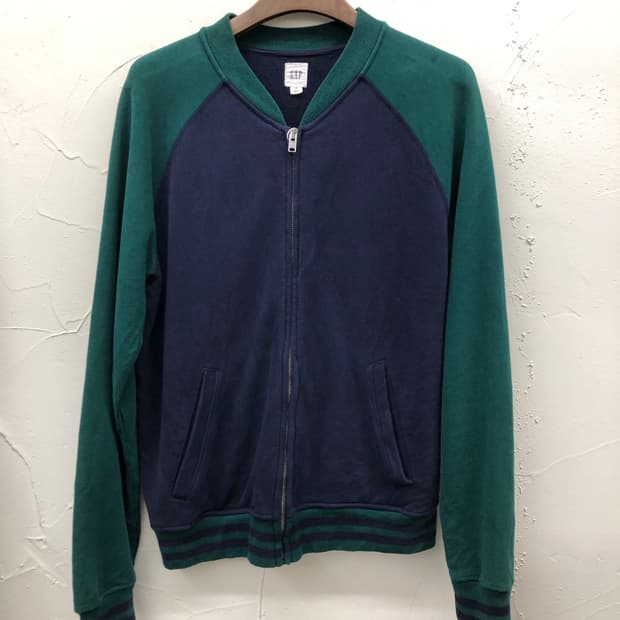 갭 투톤 스타디움 집업