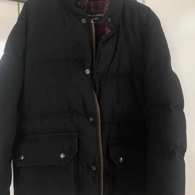 꼼데가르송 옴므 패딩 