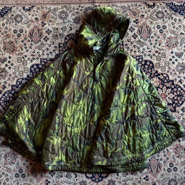 텐더로인 카모플라주 후드 판초 자켓 