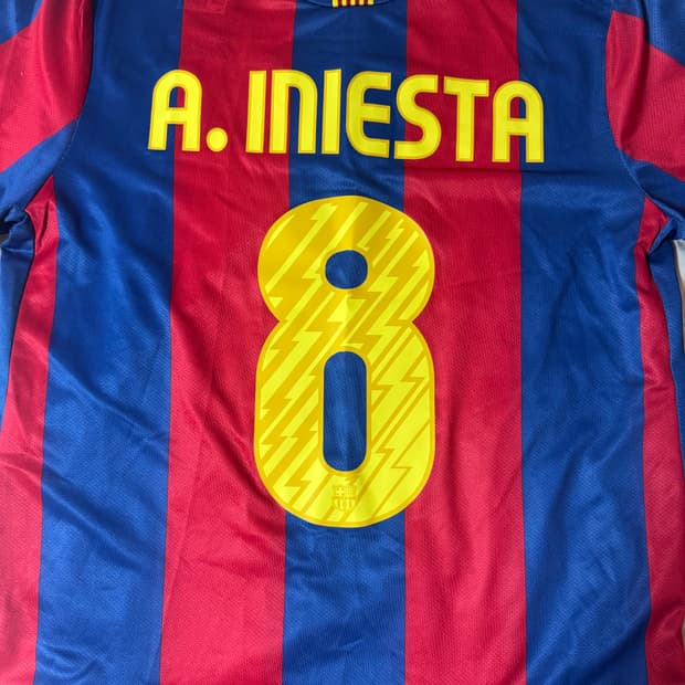 바르셀로나 10/11 유니폼(이니에스타 마킹)