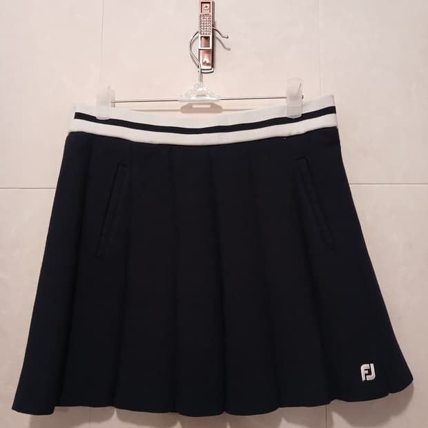 풋조이 정품 스커트 S (70-92) 사이즈