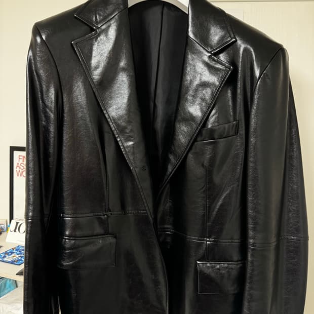 쿠어 가죽 자켓