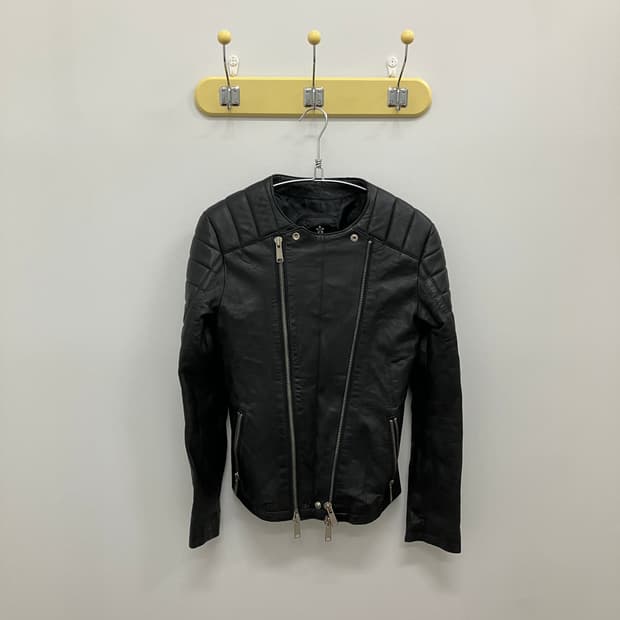 레브 트레이트 바이커 레더 자켓