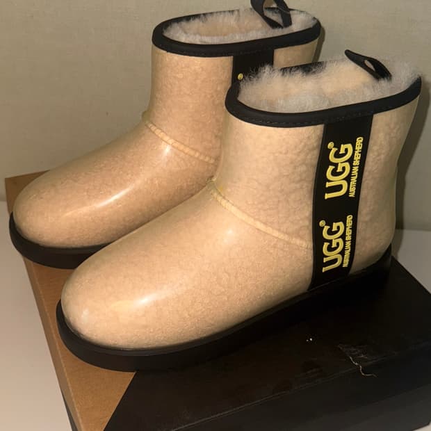 UGG 코티드 클래식 부츠