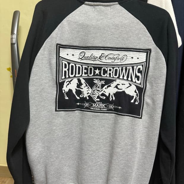 펑크 로데오 크라운 스타디움자켓