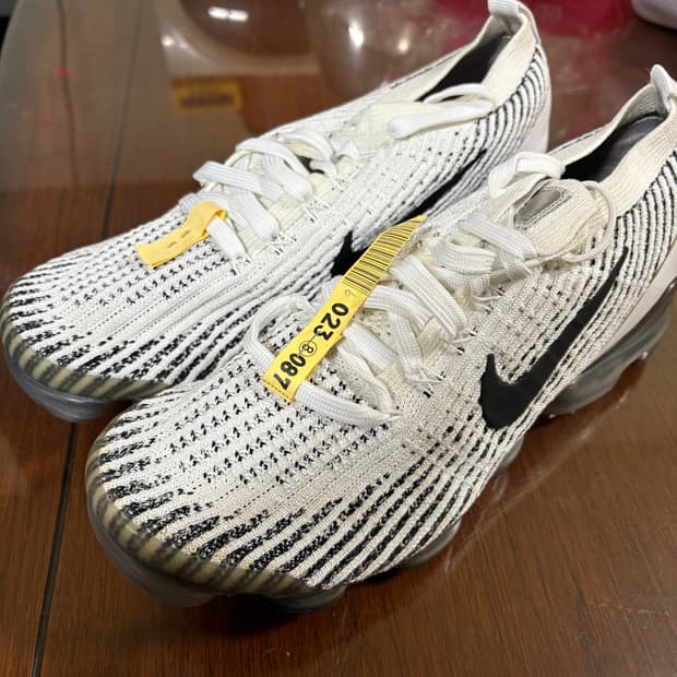 [260] 나이키 에어 베이퍼맥스 플라이니트3 지브라