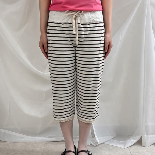 bear stripe cropped sweatpants